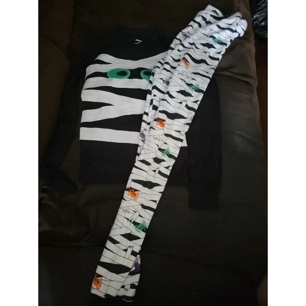 Gymboree Halloween mummy pajamas size 12